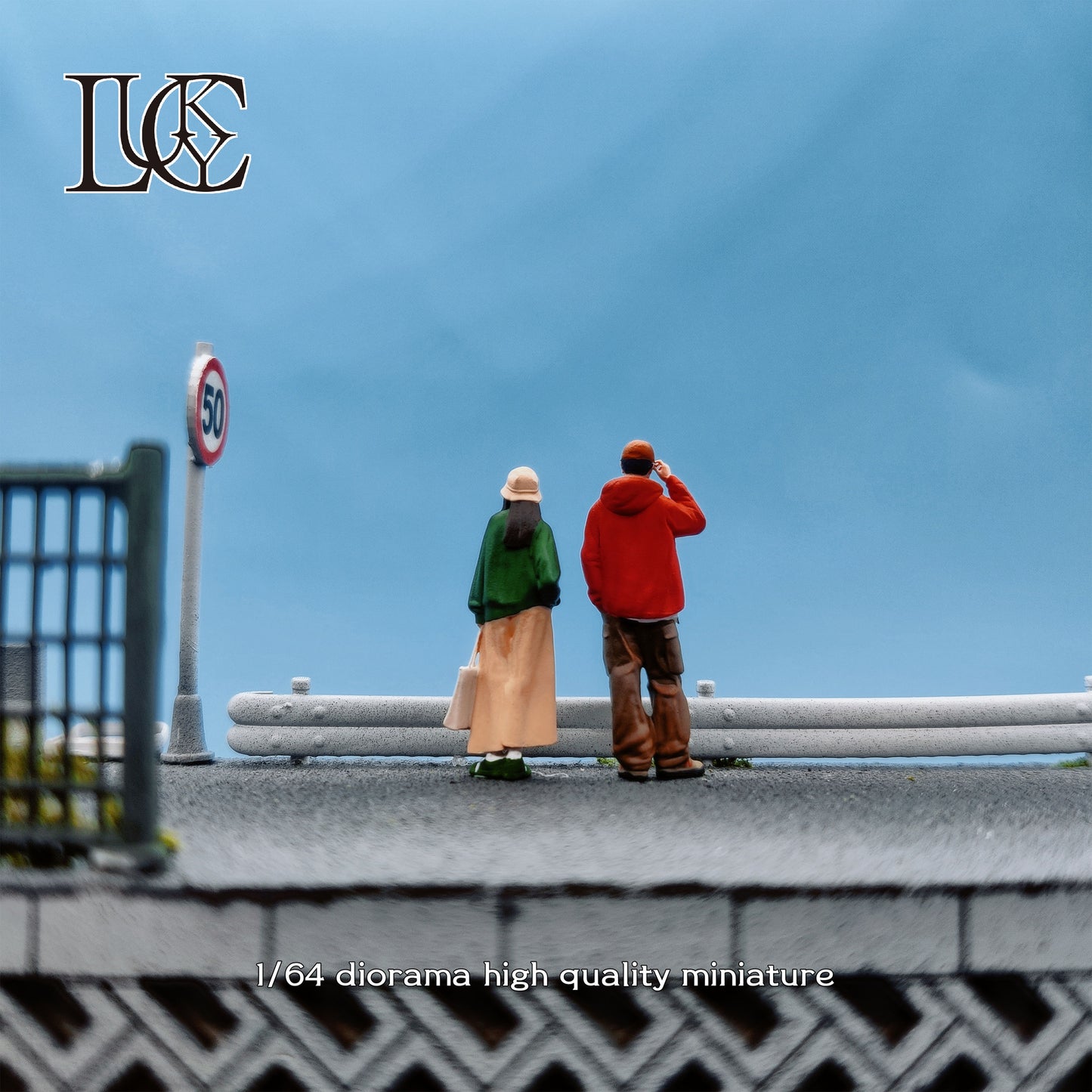 Lucky Studio 1/64 Scale Figurines Model  Couple Watching The Sea Duo Collection Miniature Hand-painted