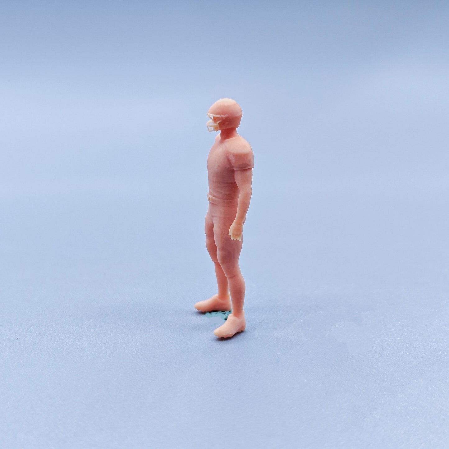 1/64 1/43 Figurines Scale Model Resin Rugby Player Uncolored Miniatures Diorama Hand-painted C122