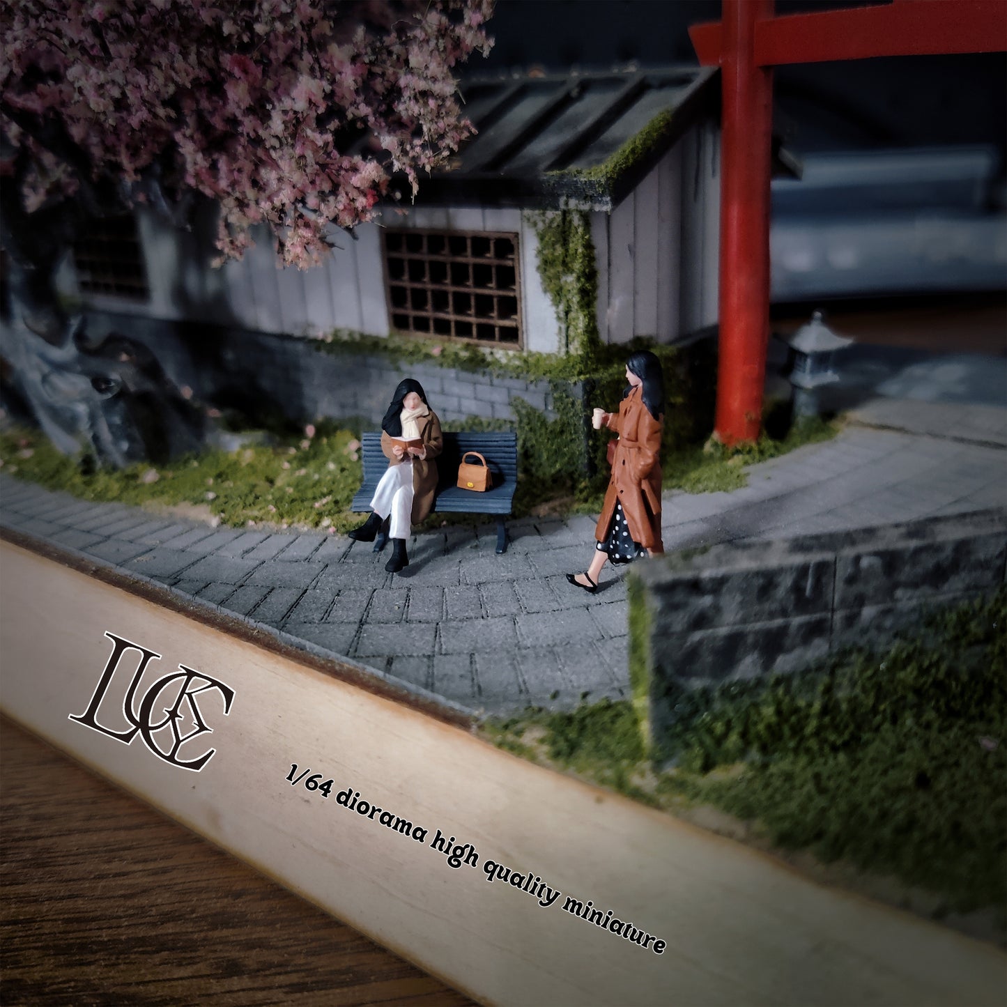 Lucky Studio 1/64 Scale Figurines Model Leisure Park Duo Miniature Hand-painted