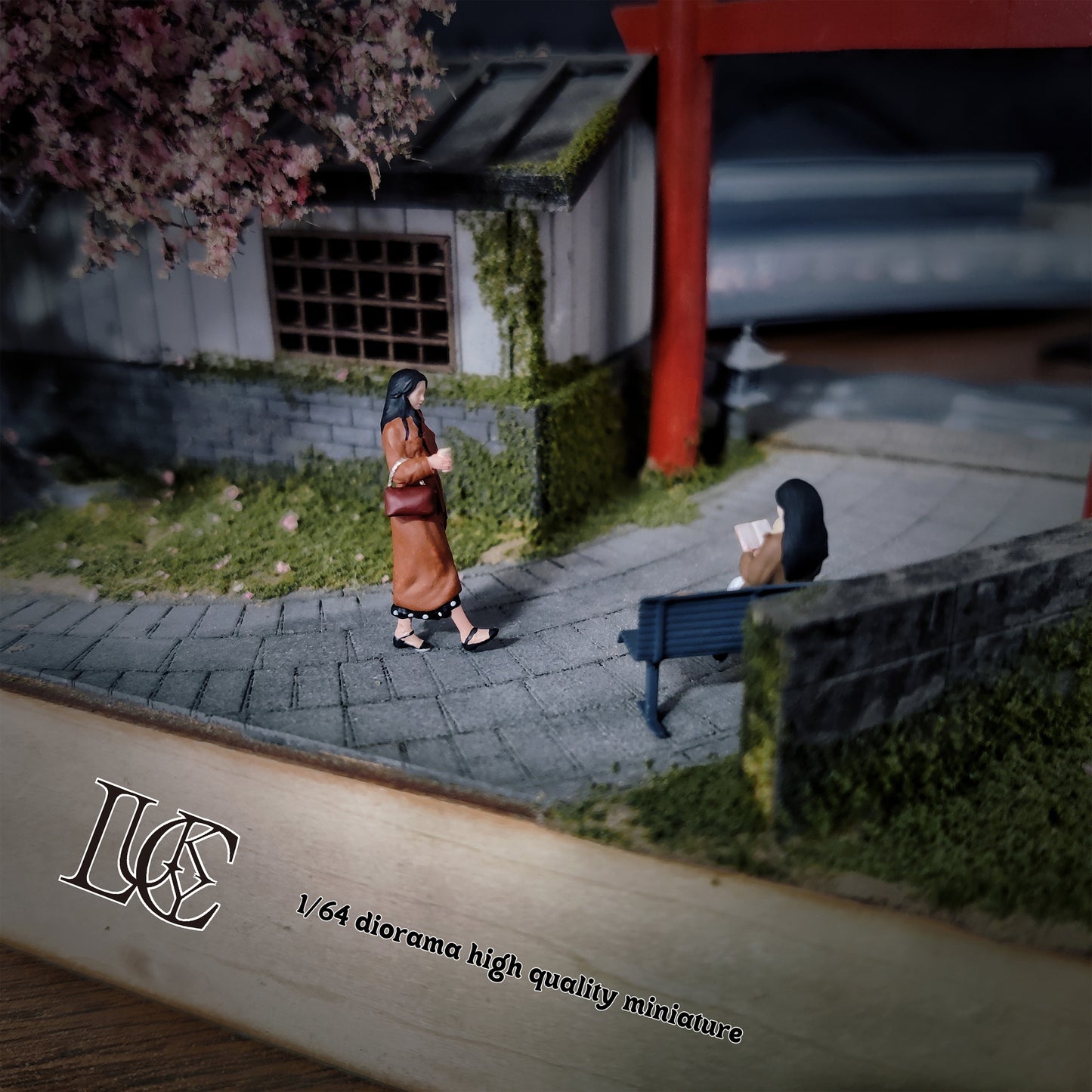 Lucky Studio 1/64 Scale Figurines Model Leisure Park Duo Miniature Hand-painted