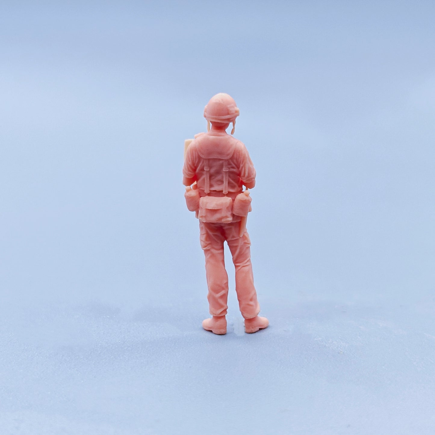 1/64 1/43 Figurines Scale Model Resin Kevin Sandusky Uncolored Miniatures Diorama Hand-painted D109 D110