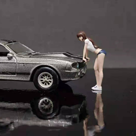 Wx-Made 1/64 Scale Figurines Model The Girl Supporting The Table Collection Miniature Hand-painted