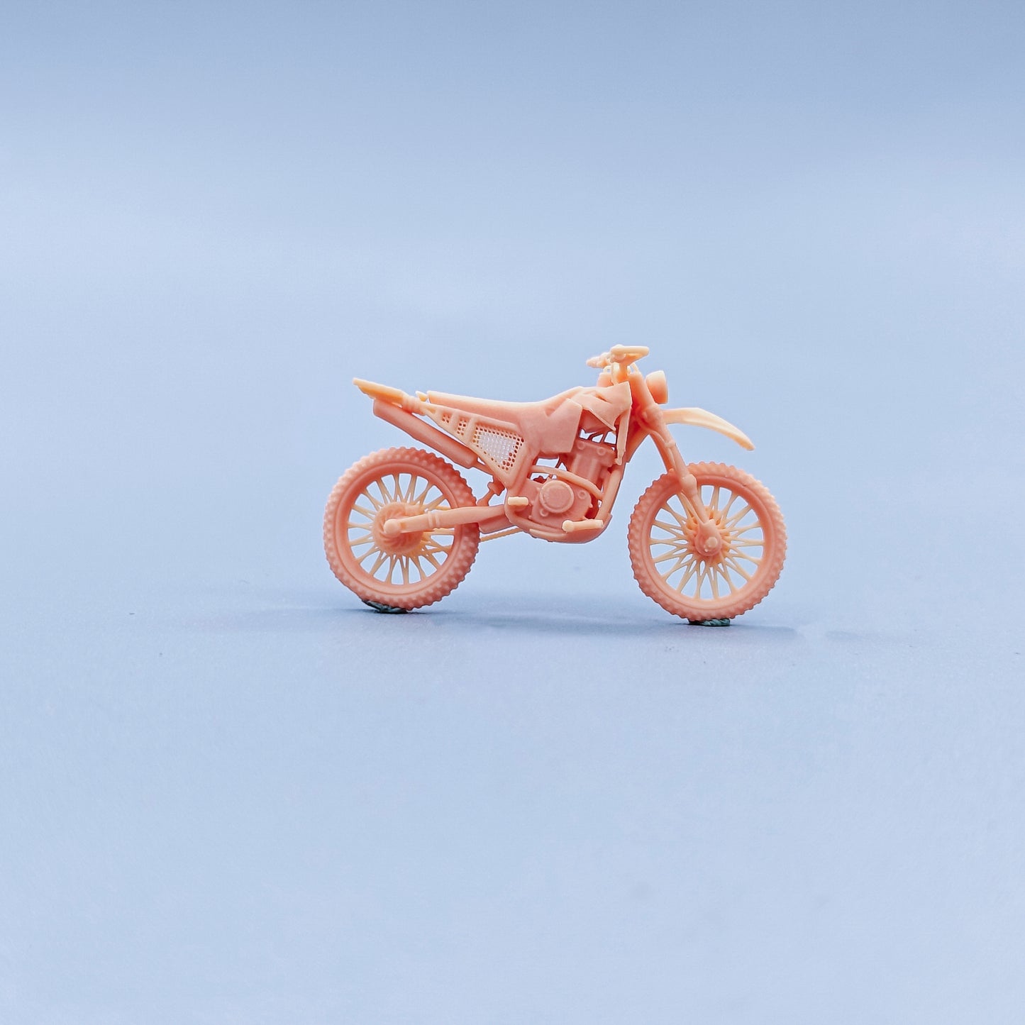 1/64 1/43 Figurines Scale Model Resin Escape Male Lead Uncolored Miniatures Diorama Hand-painted C409