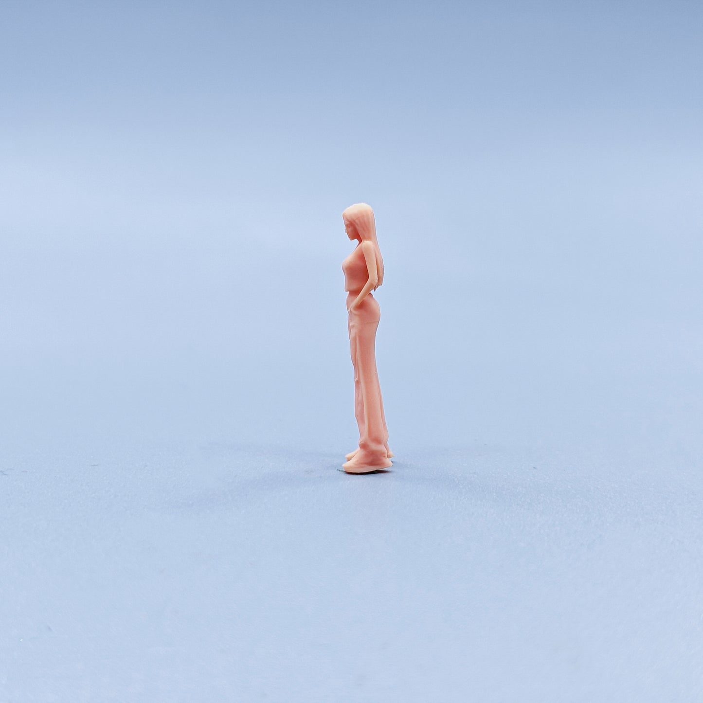 1/64 1/43 Figurines Scale Model Resin Cool and Trendy Girl Uncolored Miniatures Diorama Hand-painted C330