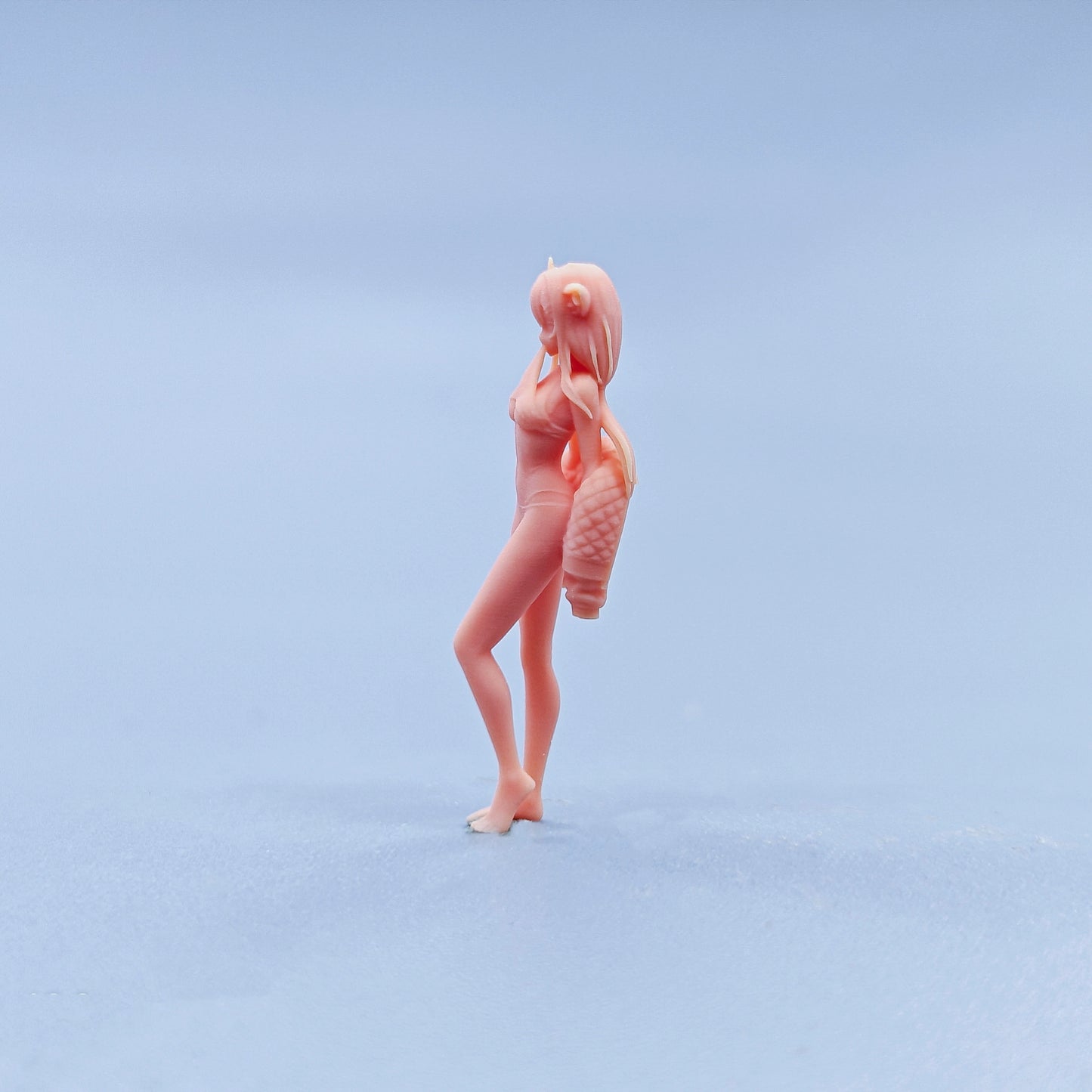 1/64 1/43 Figurines Scale Model Resin Bite Clothes Cute Catwoman Uncolored Miniatures Diorama Hand-painted D624