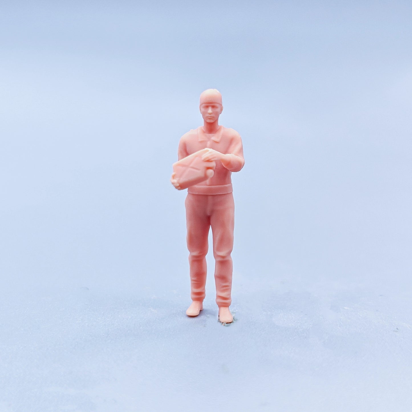 1/64 1/43 Figurines Scale Model Resin Gasoline-station Attendant Uncolored Miniatures Diorama Hand-painted D128