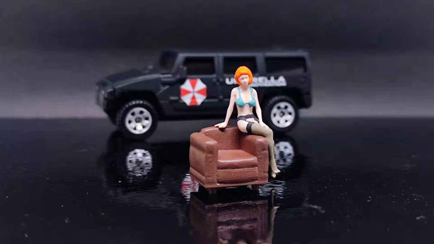WX-MADE 1/64 Scale Figurines Model The Girl Sitting Next To The Sofa Collection Miniature Hand-painted
