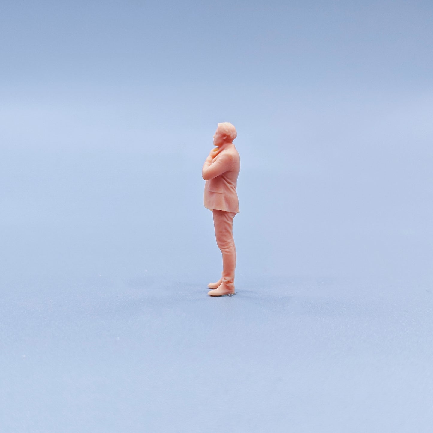 1/64 1/43 Figurines Scale Model Resin Organize Men's Clothing Uncolored Miniatures Diorama Hand-painted C313