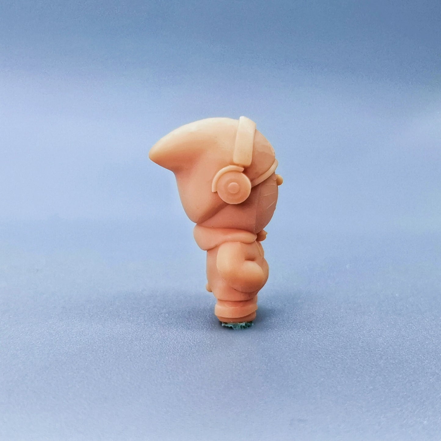 1/64 1/43 Figurines Scale Model Resin Hip Hop Doraemon Uncolored Miniatures Diorama Hand-painted C019
