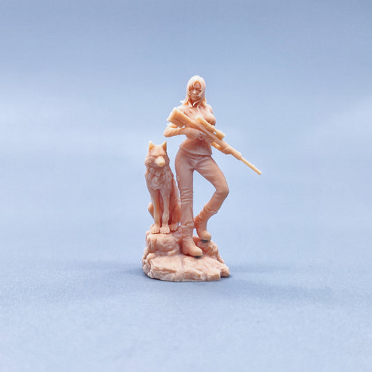 1/64 1/43 Figurines Scale Model Resin Female Sniper and Wolf Uncolored Miniatures Diorama Hand-painted W410