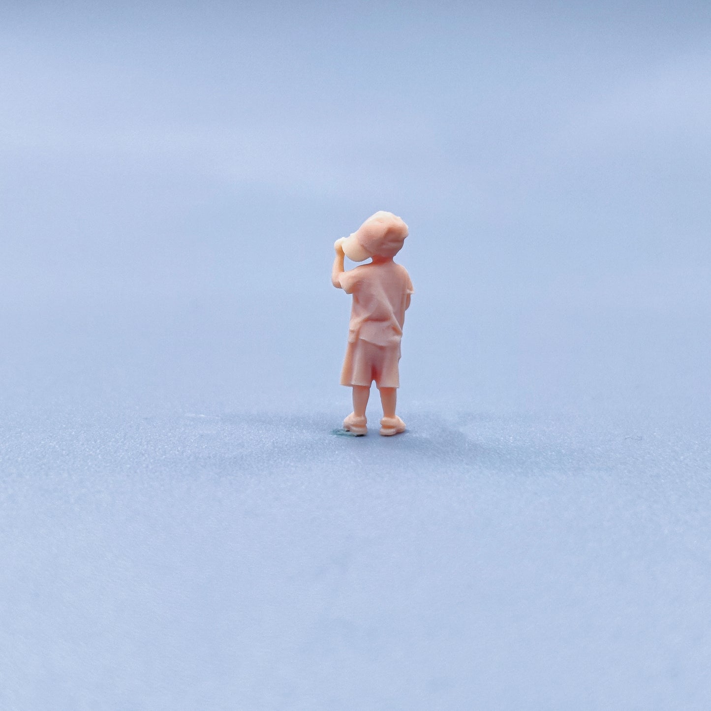 1/64 1/43 Figurines Scale Model Resin Children Wearing Slanted Hats Uncolored Miniatures Diorama Hand-painted W419