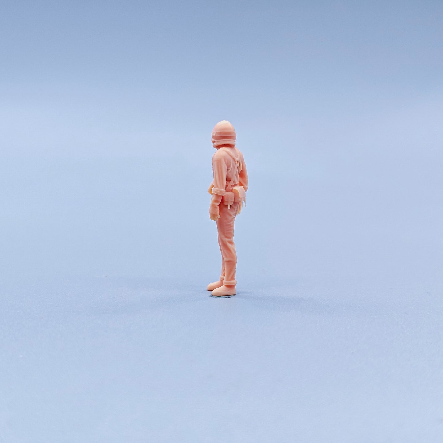 1/64 1/43 Figurines Scale Model Resin Disinfection Personnel Uncolored Miniatures Diorama Hand-painted C312