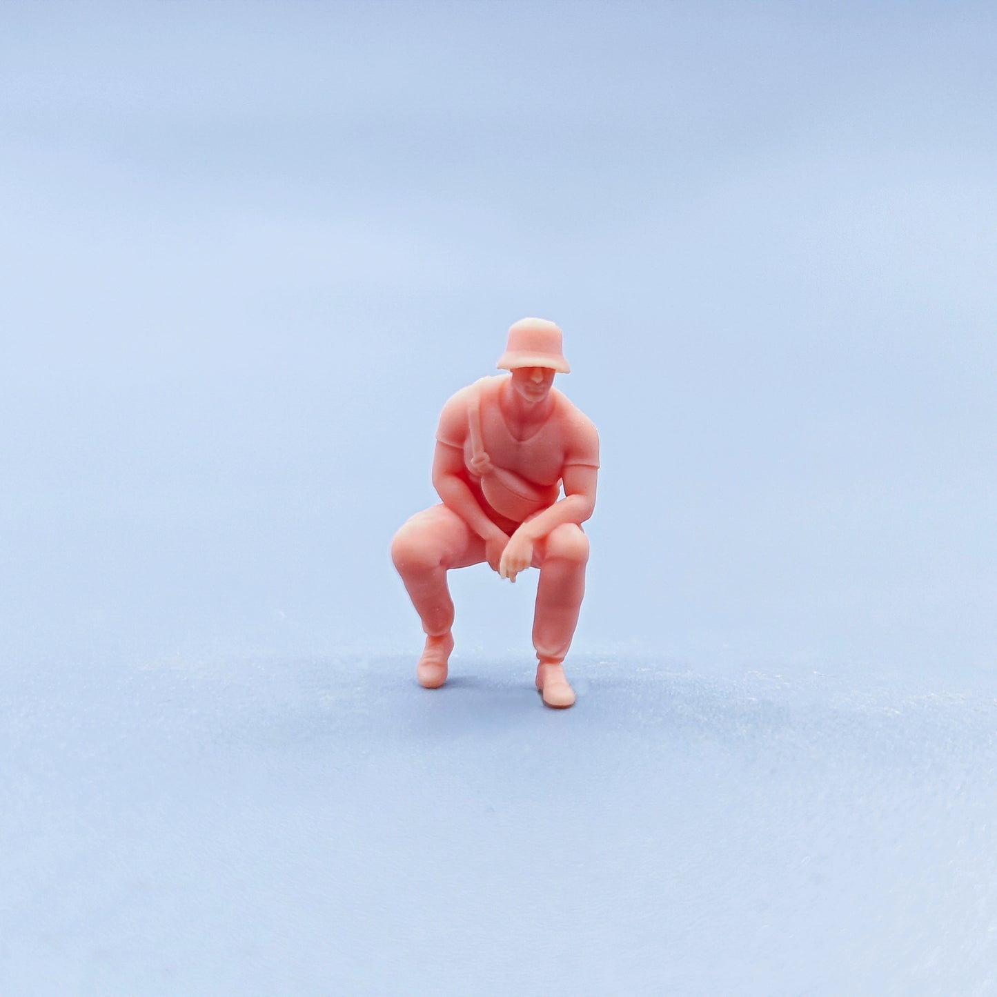 1/64 1/43 Figurines Scale Model Resin Shoulder Bag Muscle Man Uncolored Miniatures Diorama Hand-painted D808