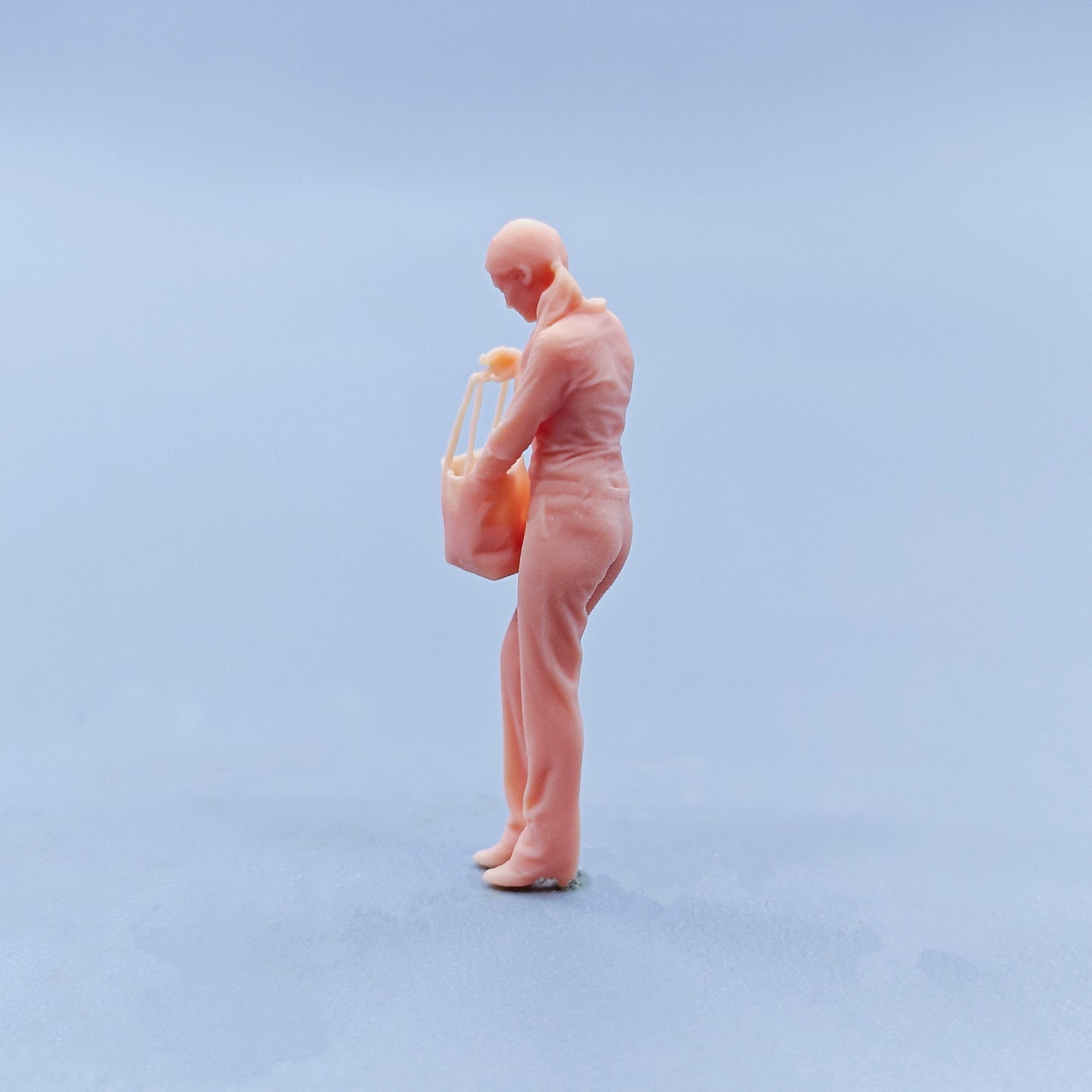 1/64 1/43 Figurines Scale Model Resin The Woman Lower Head and Grab Something Uncolored Miniatures Diorama Hand-painted D517