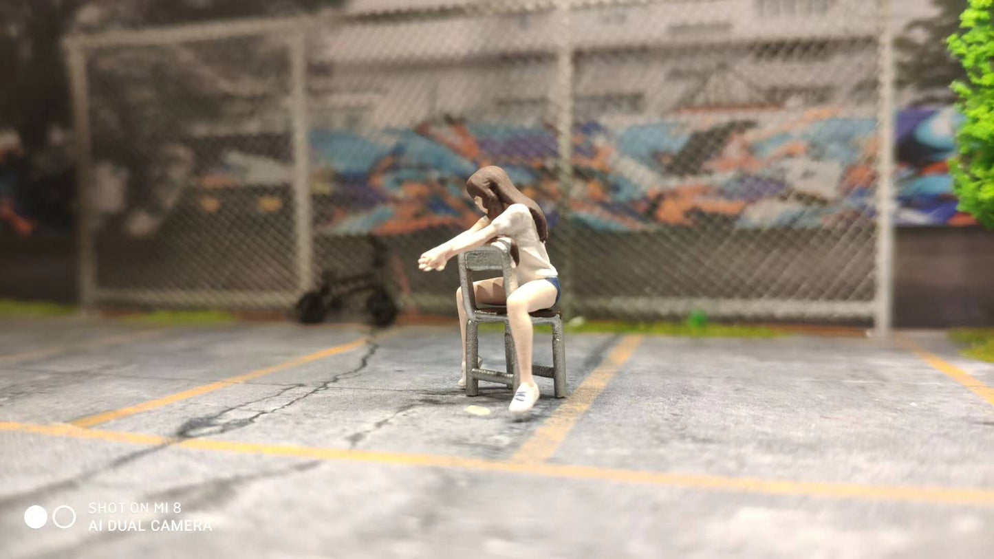 Wx-Made 1/64 Scale Figurines Model The Girl Sitting on The Chair Collection Miniature Hand-painted
