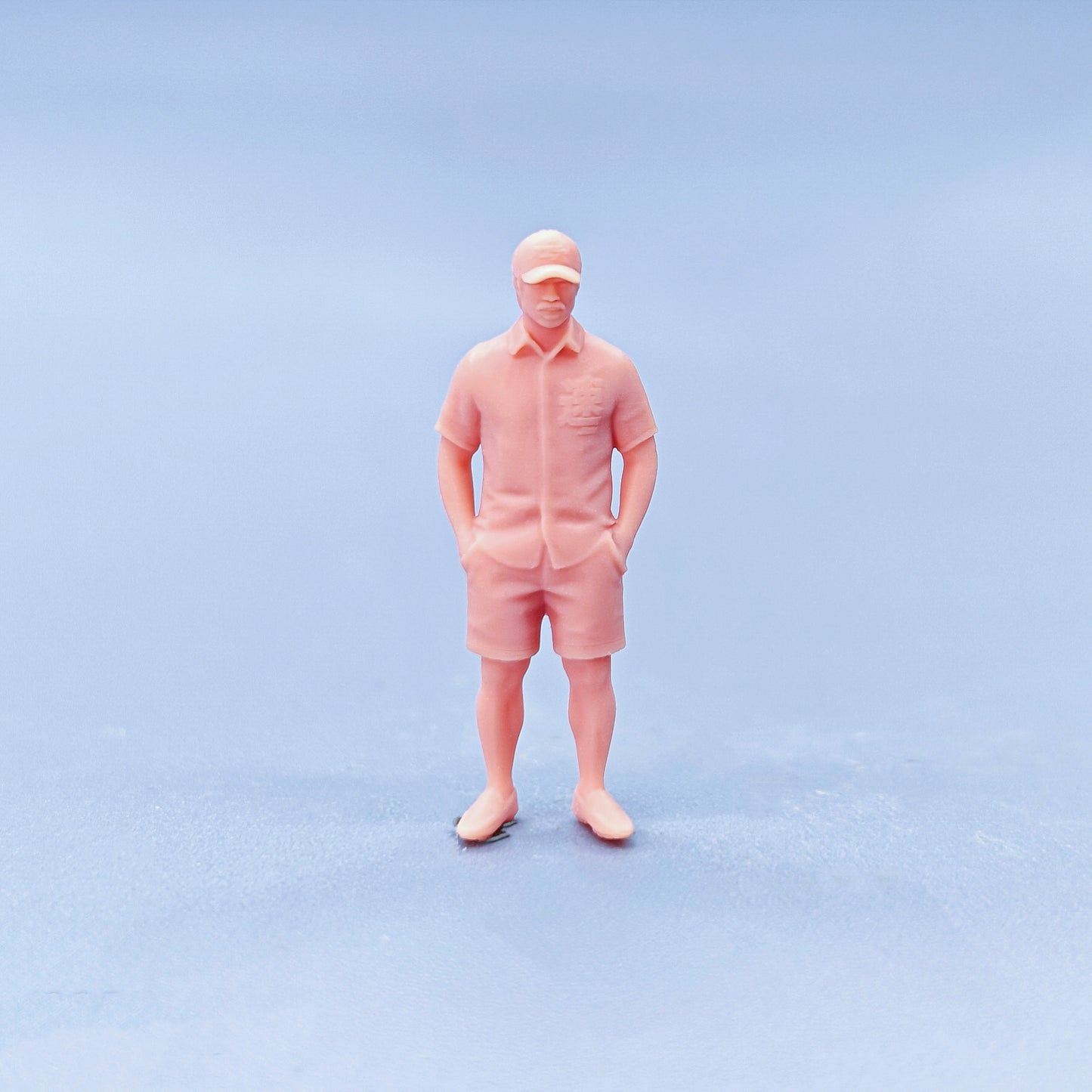 1/64 1/43 Figurines Scale Model Resin Standing Posture Wearing Hat Man Uncolored Miniatures Diorama Hand-painted D134