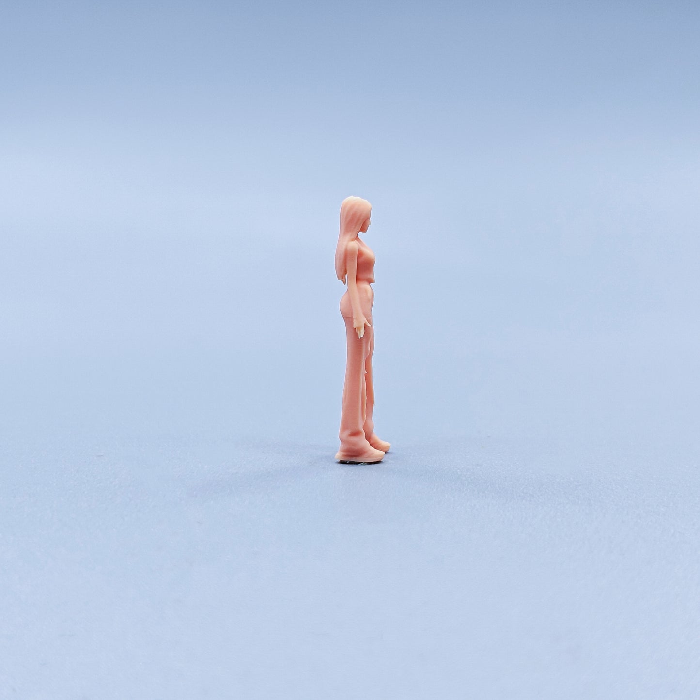 1/64 1/43 Figurines Scale Model Resin Cool and Trendy Girl Uncolored Miniatures Diorama Hand-painted C330