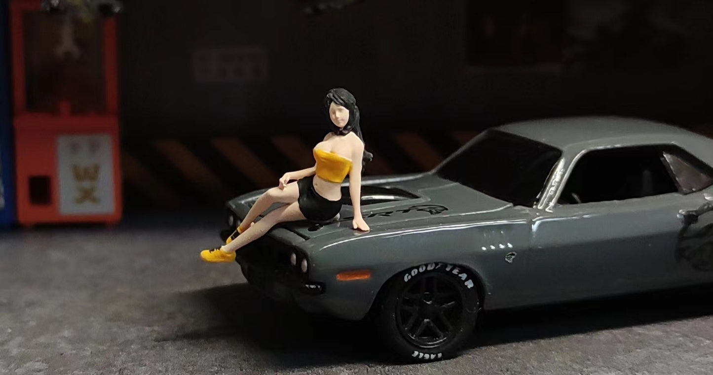 WX-MADE 1/64 Scale Figurines Model Sexy Sitting Angel Collection Miniature Hand-painted