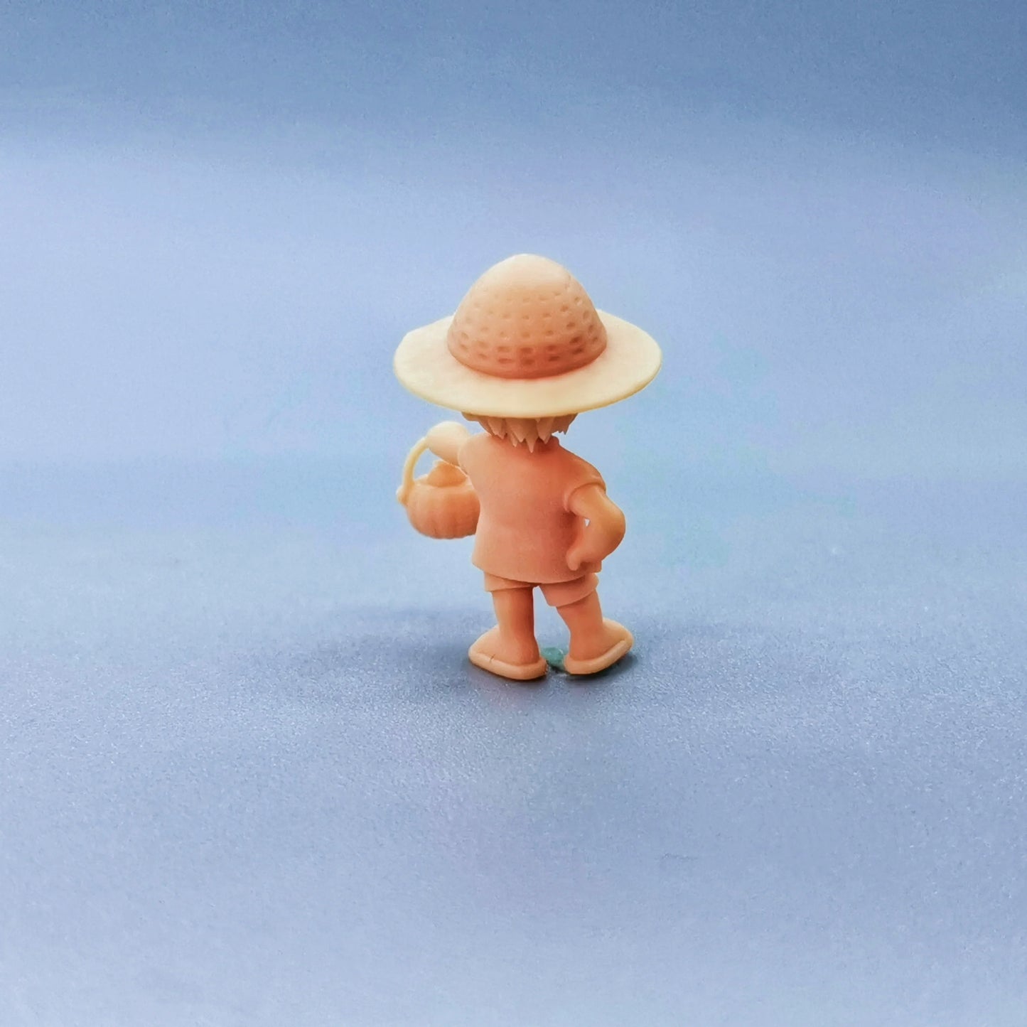 1/64 1/43 Figurines Scale Model Resin Kid Luffy Carrying The Devil Fruit Uncolored Miniatures Diorama Hand-painted C020