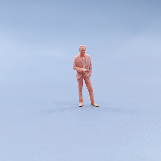 1/64 1/43 Figurines Scale Model Resin Mr. Pagani Uncolored Miniatures Diorama Hand-painted C236