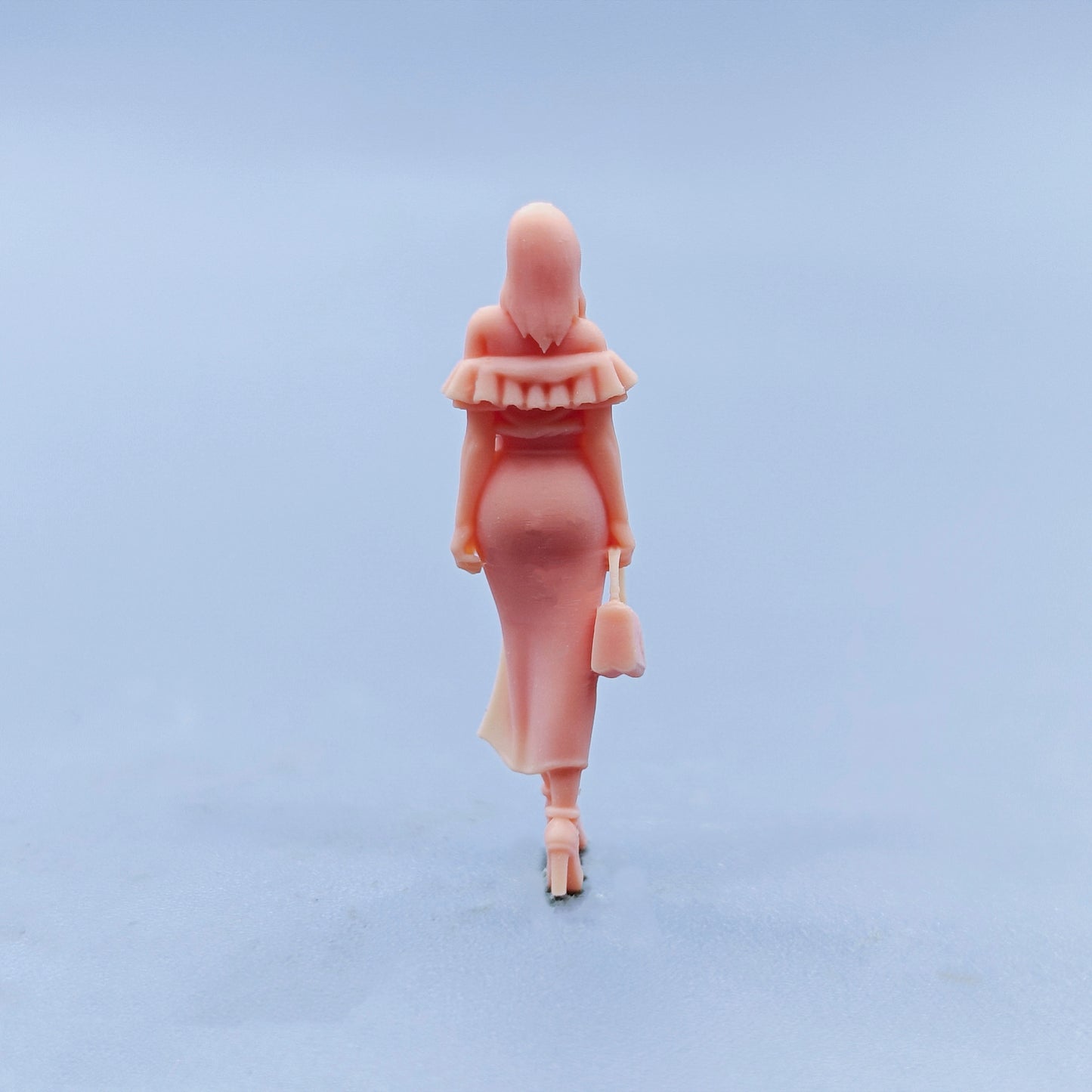 1/64 1/43 Figurines Scale Model Resin Hong Kong Style Handbag Curly Haired Beauty Uncolored Miniatures Diorama Hand-painted D516