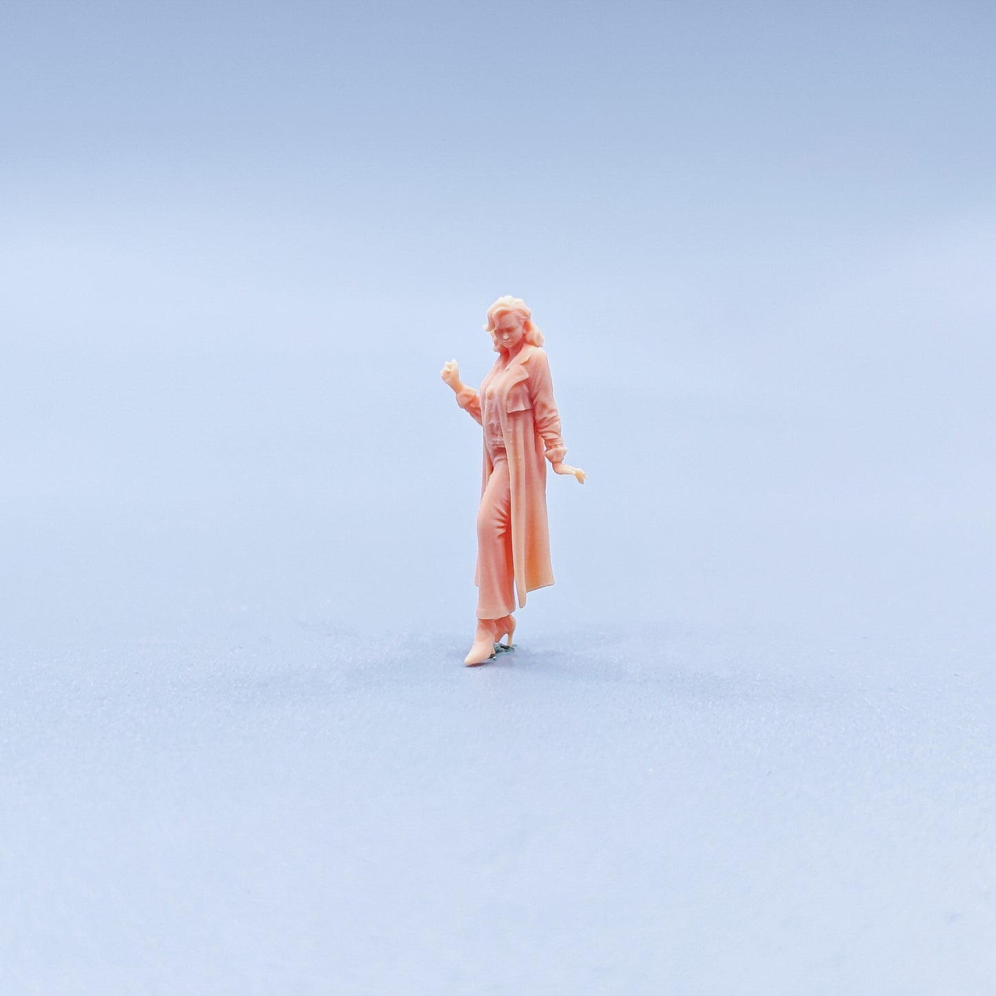 1/64 1/43 Figurines Scale Model Resin Lola Uncolored Miniatures Diorama Hand-painted C322