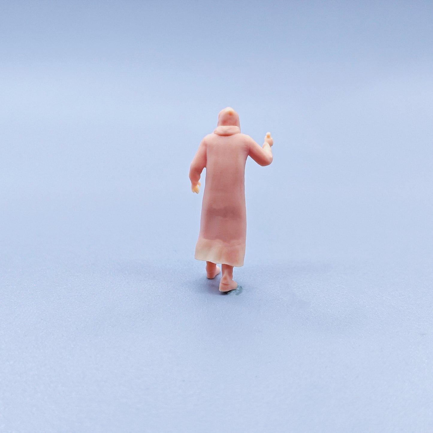 1/64 1/43 Figurines Scale Model Resin Mask Wielding Knife Man Uncolored Miniatures Diorama Hand-painted C301
