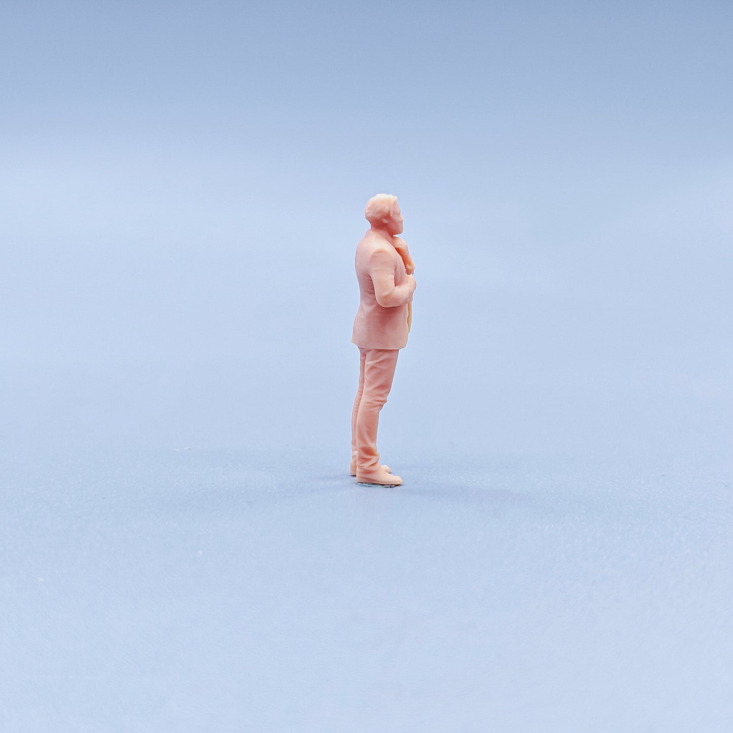 1/64 1/43 Figurines Scale Model Resin Organize Men's Clothing Uncolored Miniatures Diorama Hand-painted C313