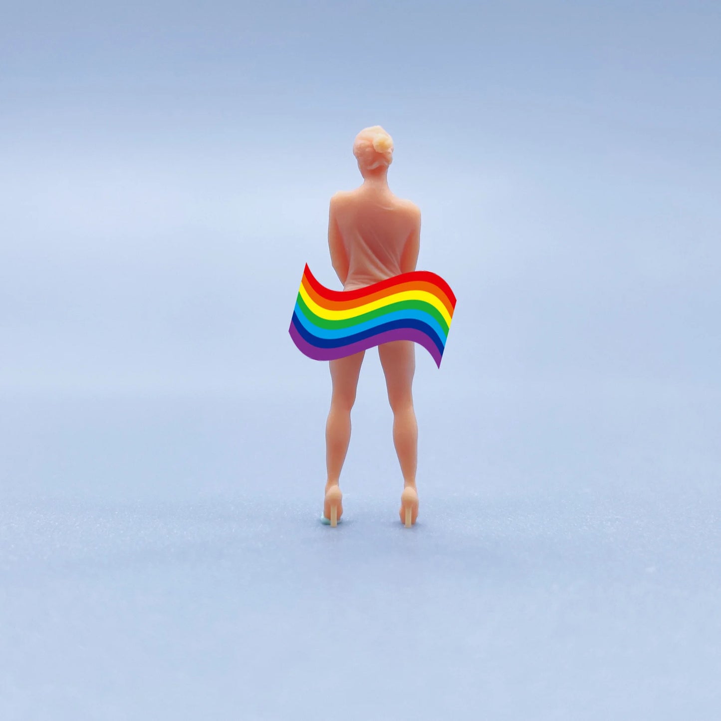 1/64 1/43 Figurines Scale Model Resin Girl Pulling Clothes Uncolored Miniatures Diorama Hand-painted V307