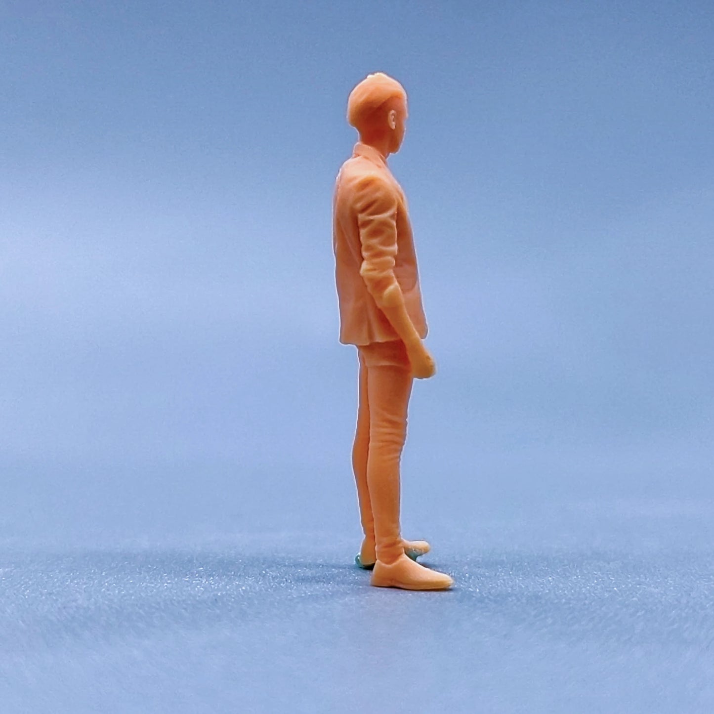 1/64 1/43 Figurines Scale Model Resin Short Haired Young Man Uncolored Miniatures Diorama Hand-painted L230