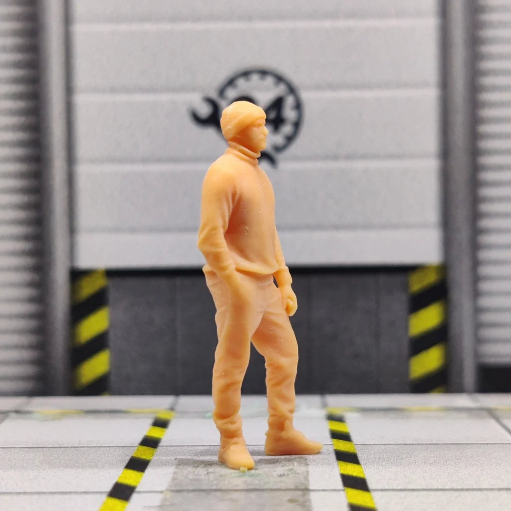 1/64 1/43 Scale Model ResinDoll Woven Hat Pocket Man Uncolored Miniature Diorama Hand-painT114