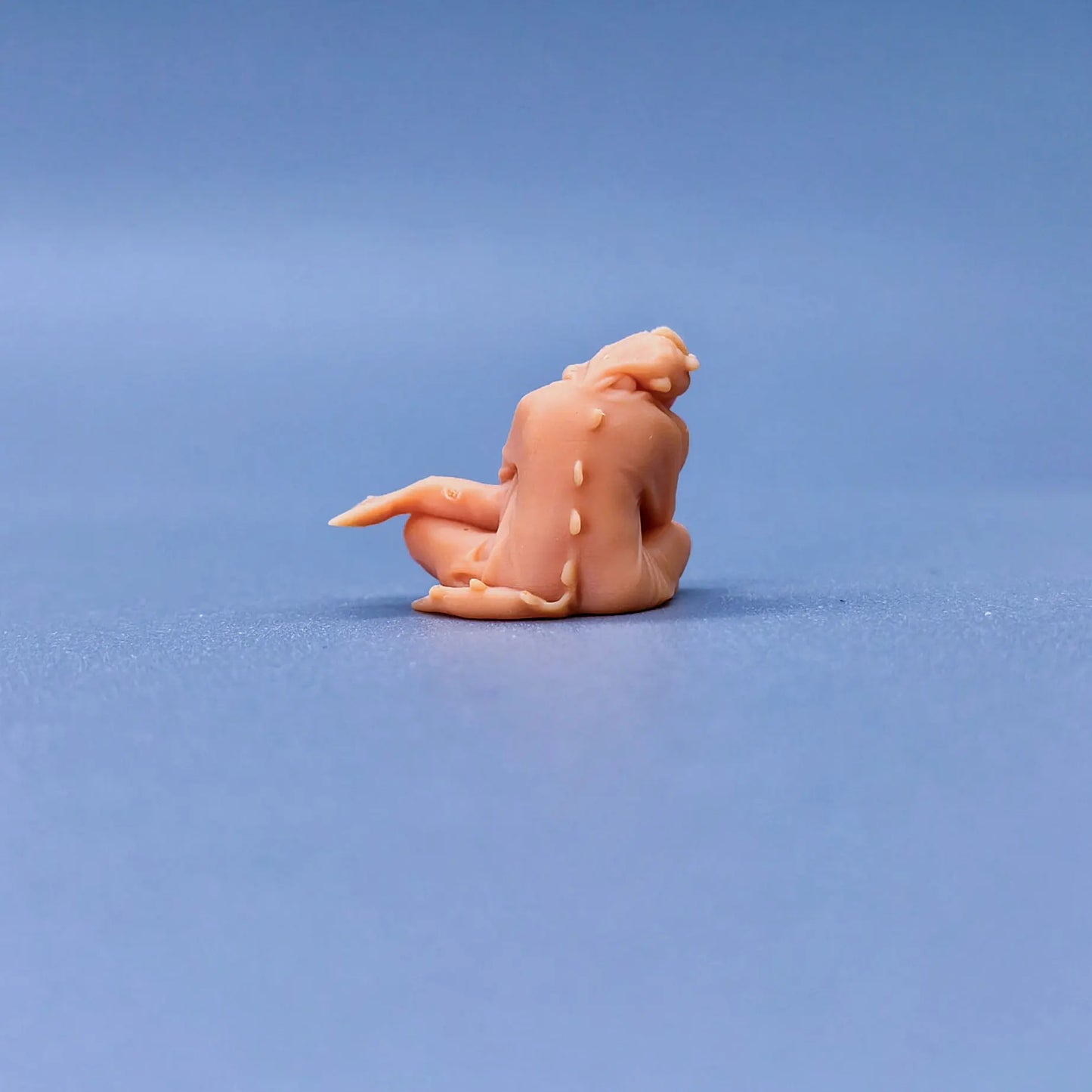 1/64 1/43 Scale Model ResinHandmade with Dinosaur Pajamas and Shark PillowsUncolored Miniature Diorama Hand-painted S523