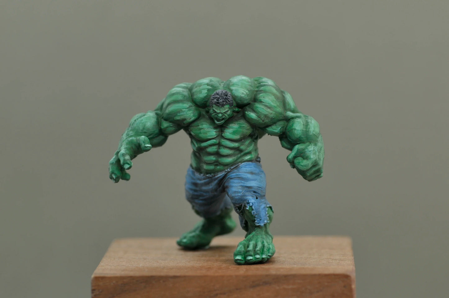 SZ Produced 1/64 Hulk doll ornament