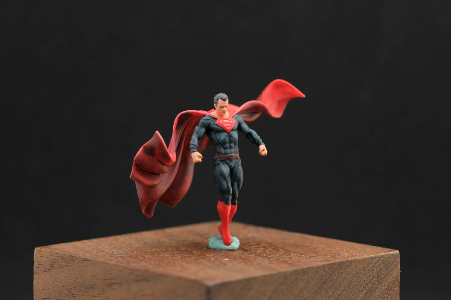 SZ Produced 1/64 Doll Sup man series figure