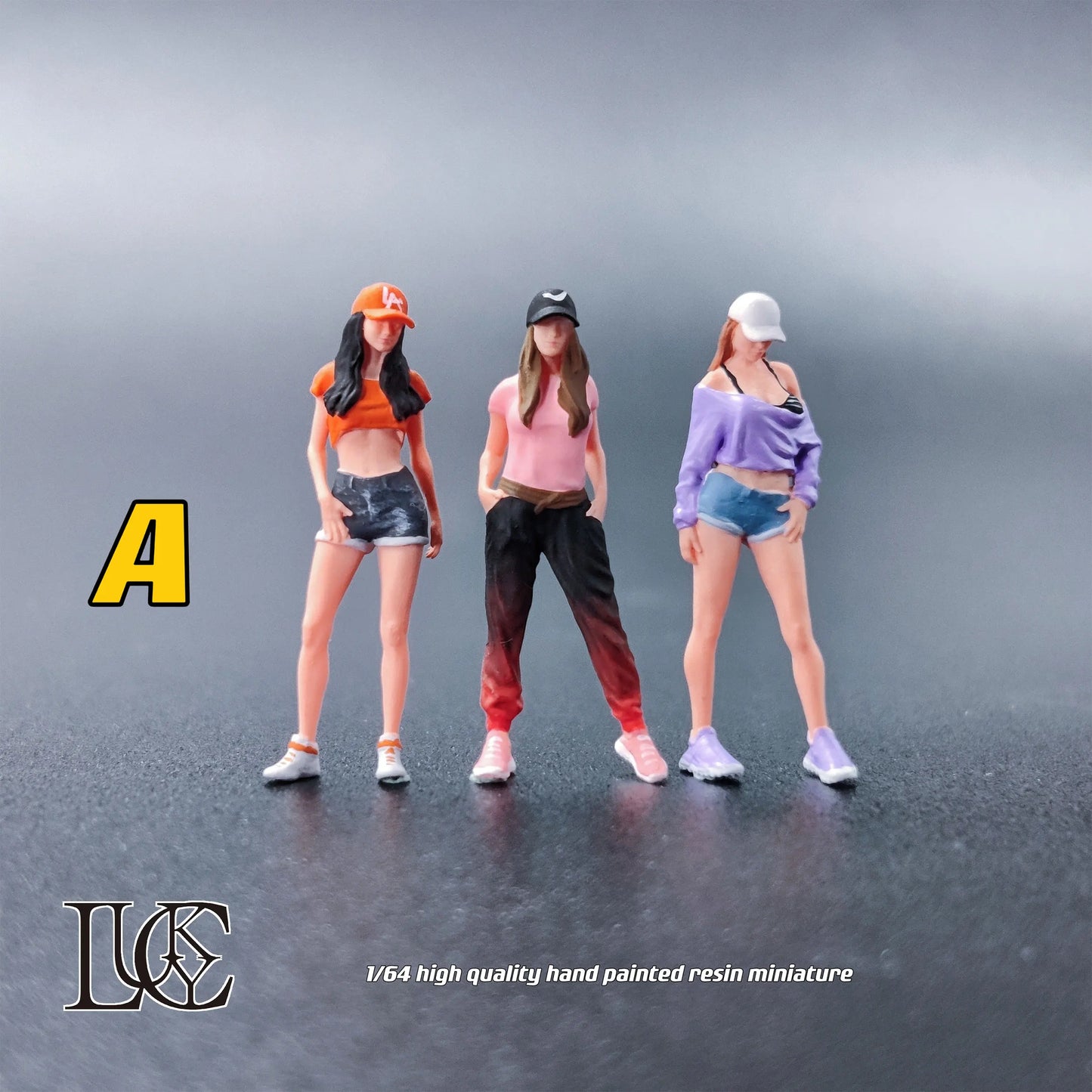 Lucky Studio Diorama 1/64 Scale Figurines Model Duck Tongue Hat Trendy Female Triple Team Collection Miniature Hand-painted
