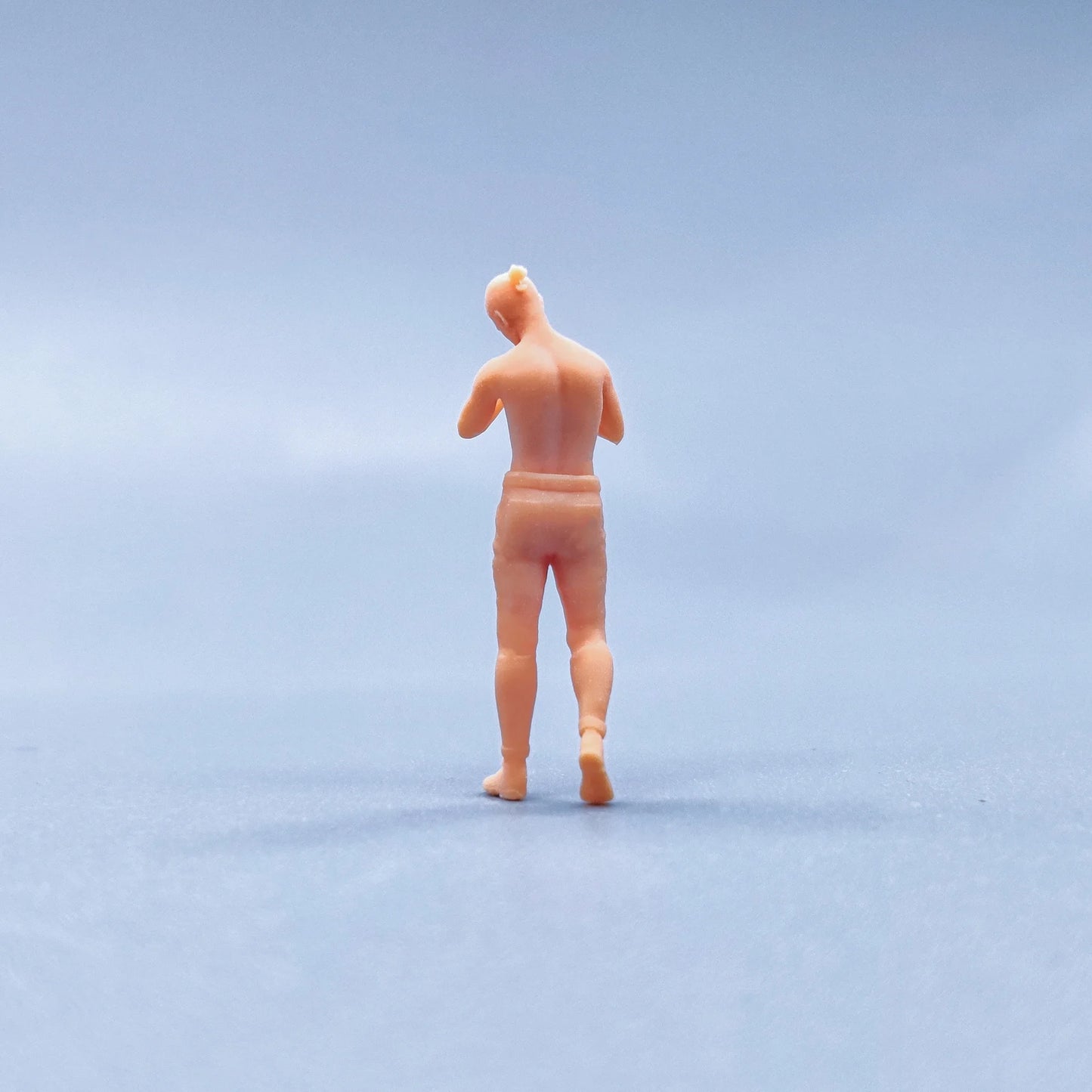 1/64 1/43 Figurines Scale Model Resin Bowing His Lighting A Cigarette Hu Ziman Uncolored Miniatures Diorama Hand-painted V121