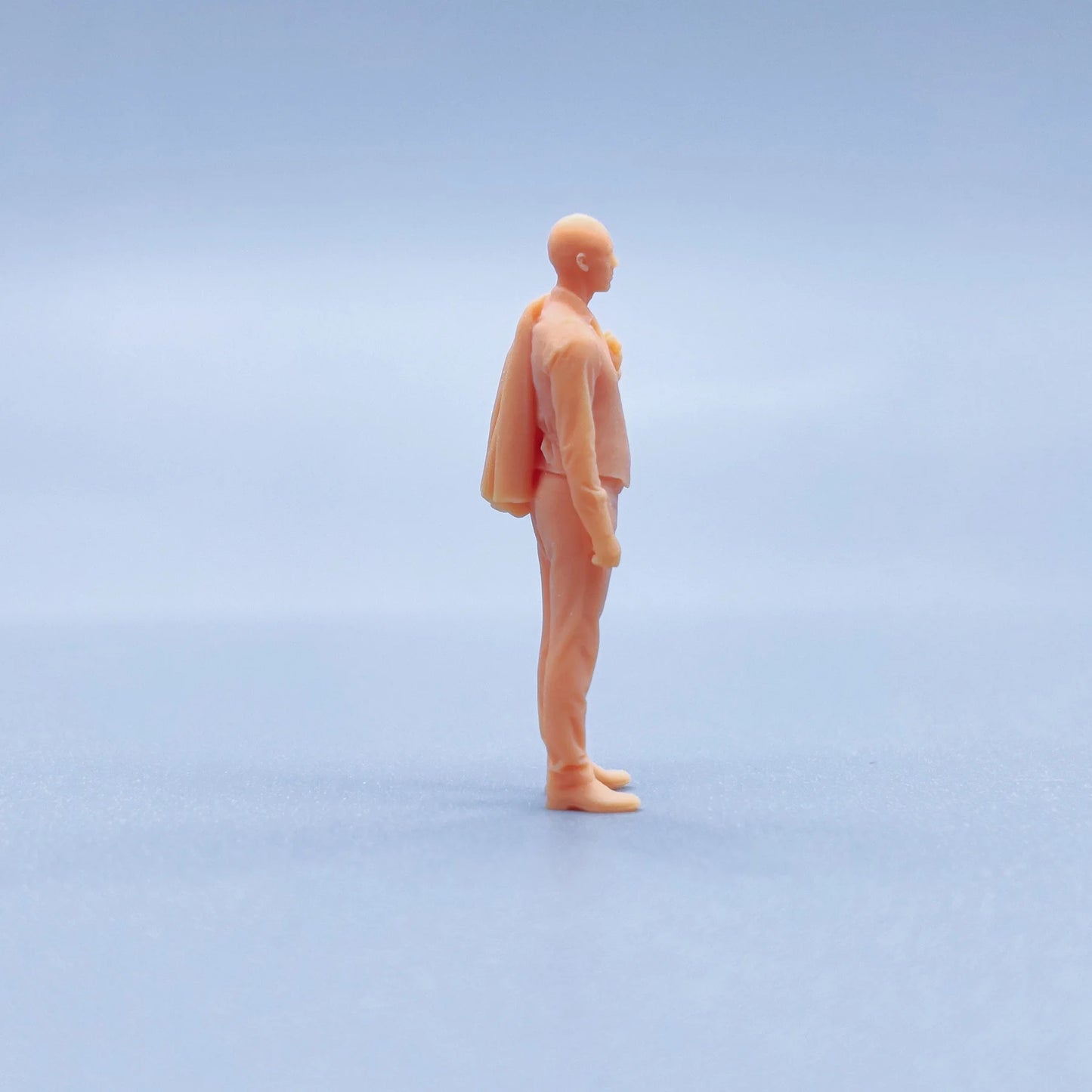 1/64 1/43 Figurines Scale Model Resin A Man In A Suit Uncolored Miniatures Diorama Hand-painted V209