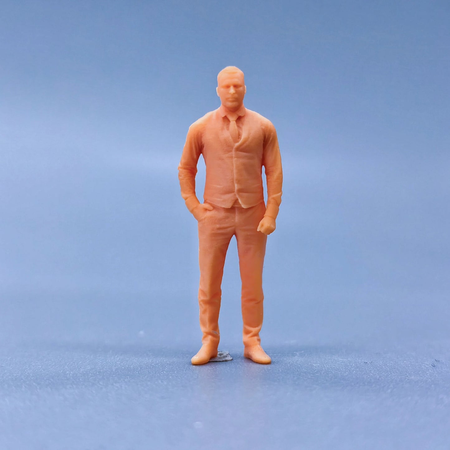 1/64 1/43 Figurines Scale Model Resin Men's One Hand Pocket Insertion Uncolored Miniatures Diorama Hand-painted L134