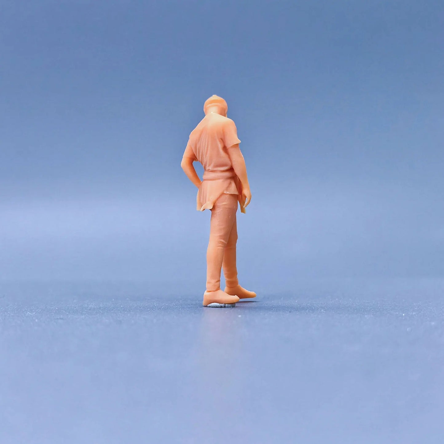1/64 1/43 Scale Model Resin Looking Back At The Ruffian ManUncolored Miniature Diorama Hand-painted S524