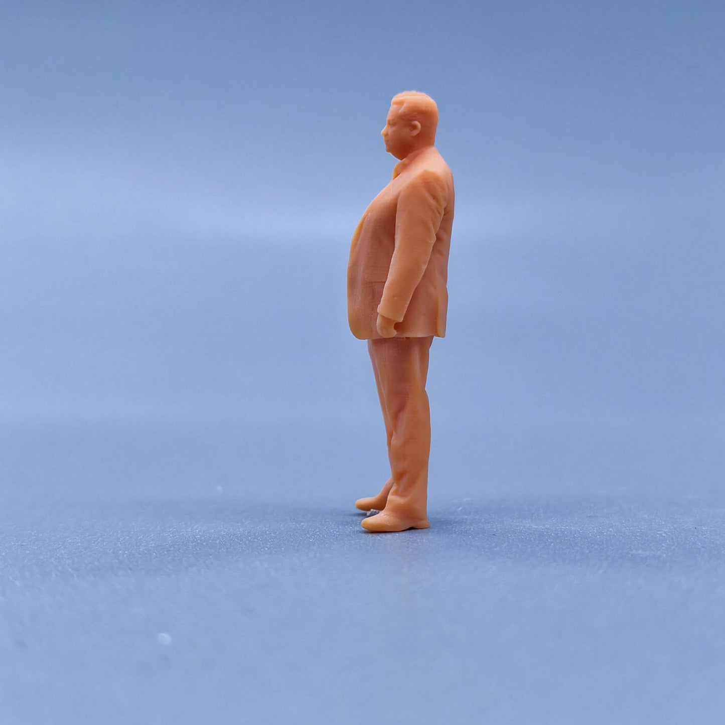 1/64 1/43 Figurines Scale Model Resin Uncle In A Suit Uncolored Miniatures Diorama Hand-painted L124