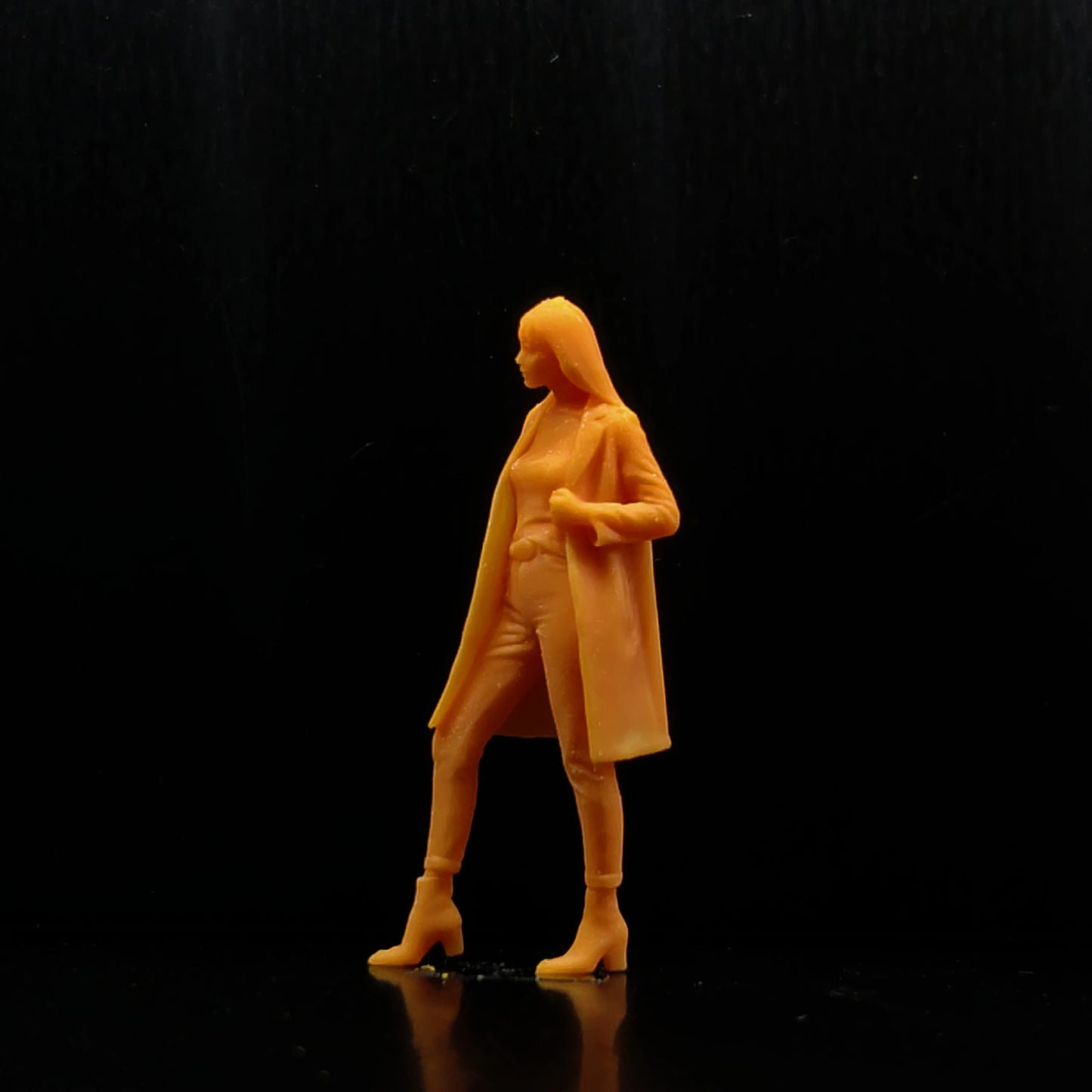 1/64 1/43 Scale Model Resin Jeans Long Coat WomenUncolored Miniature Diorama Hand-painted T435