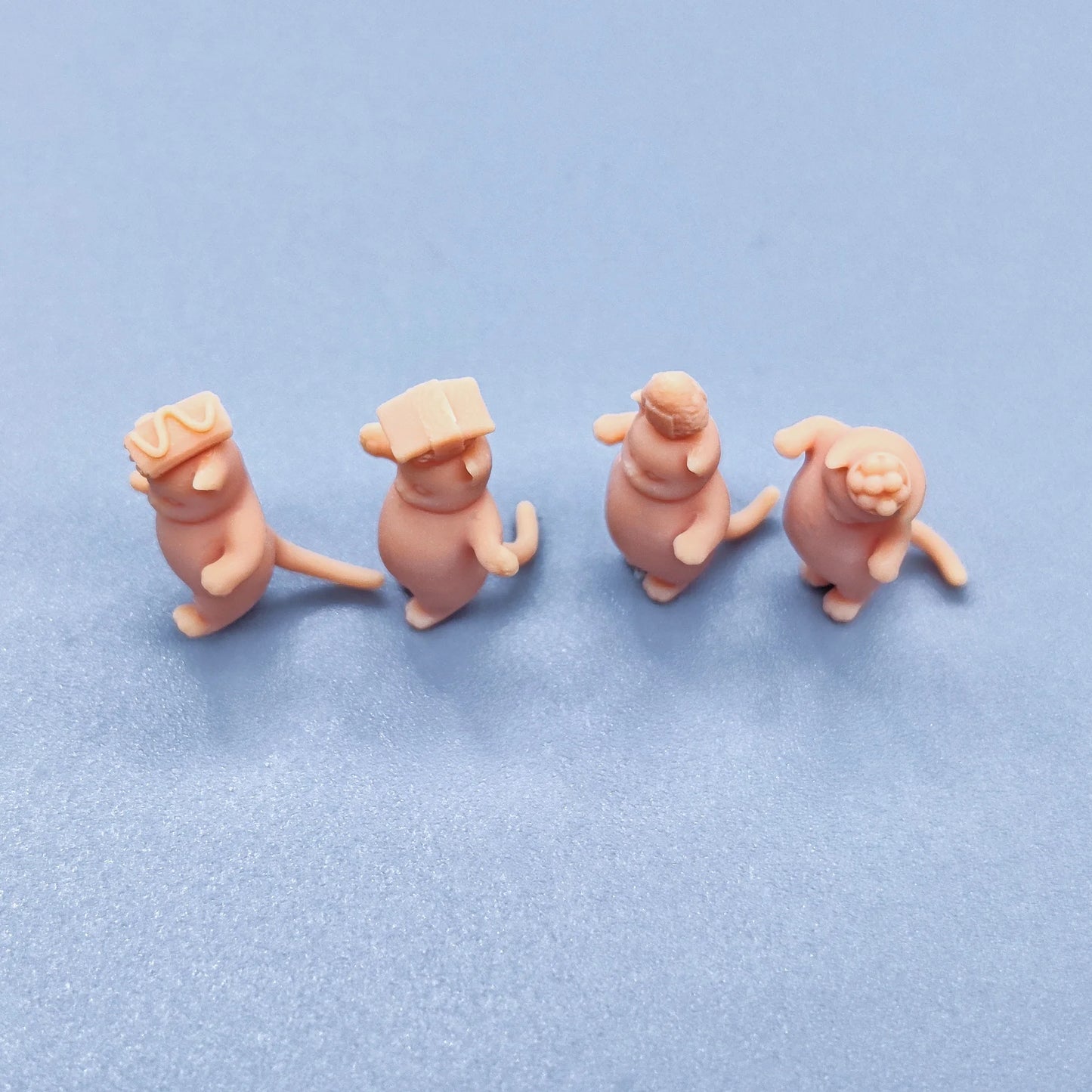 1/64 1/43 Figurines Scale Model Resin Cute Feeding Cute Mouse Kawaii Uncolored Miniatures Diorama Hand-painted V235