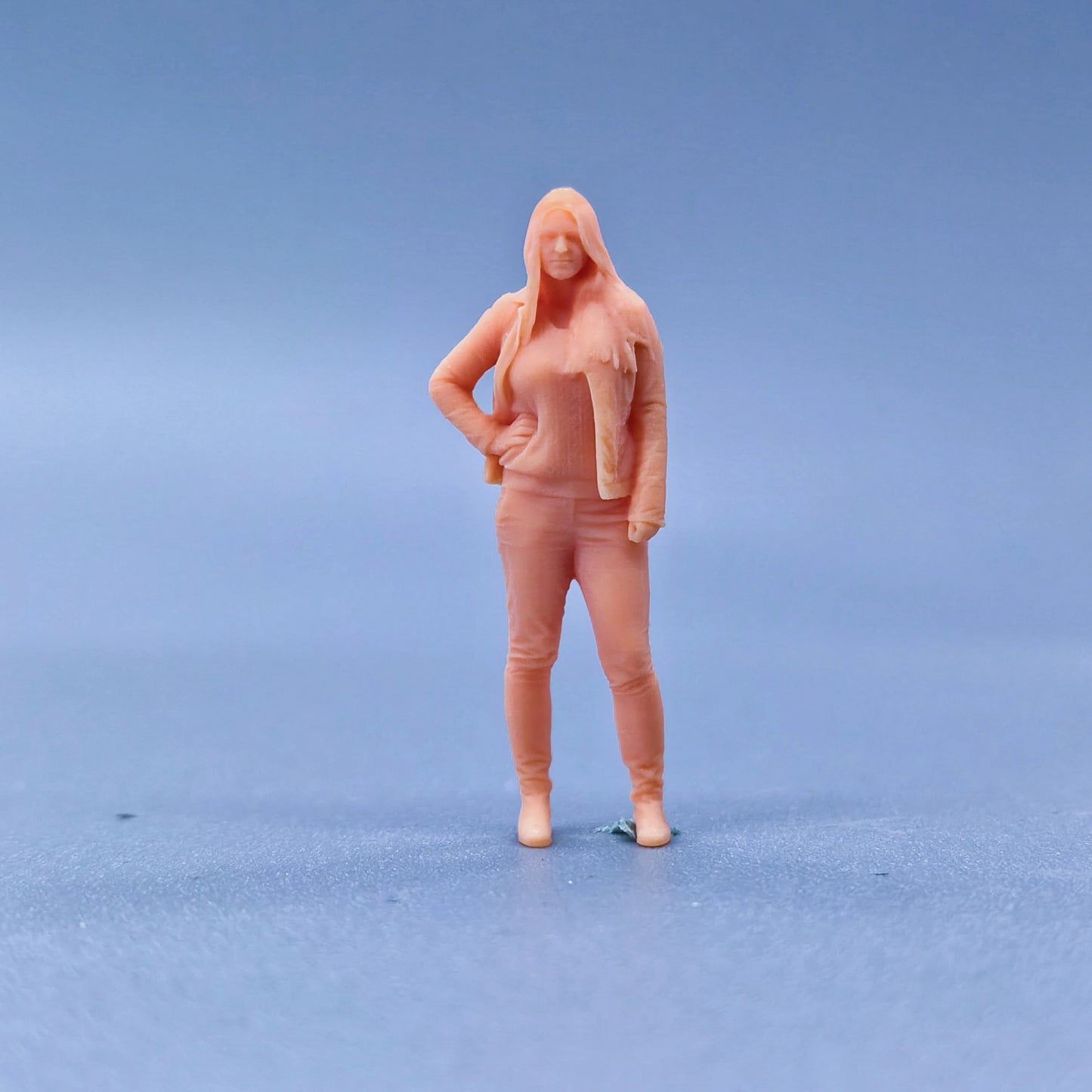 1/64 1/43 Figurines Scale Model Resin Men with Waist Insertion Uncolored Miniatures Diorama Hand-painted L304