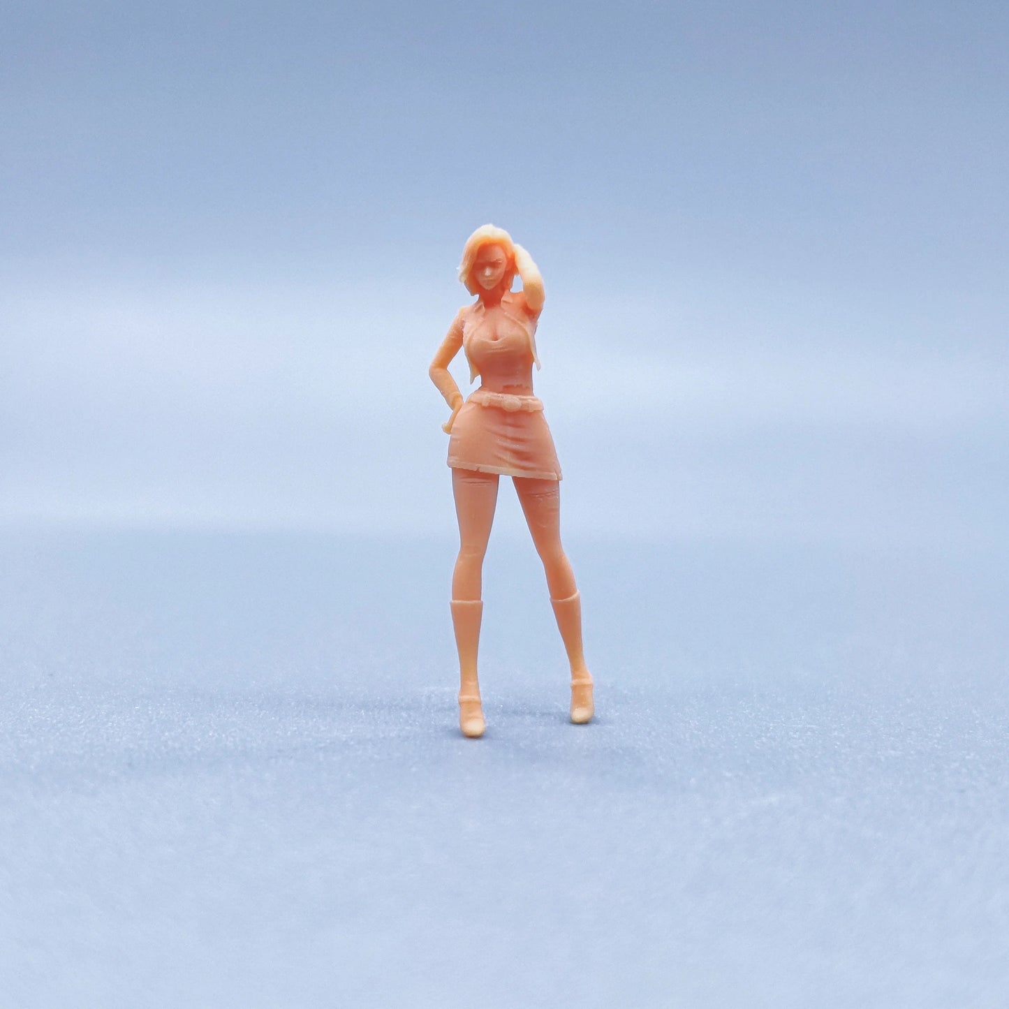 1/64 1/43 Figurines Scale Model Resin Standing 18 Uncolored Miniatures Diorama Hand-painted V605