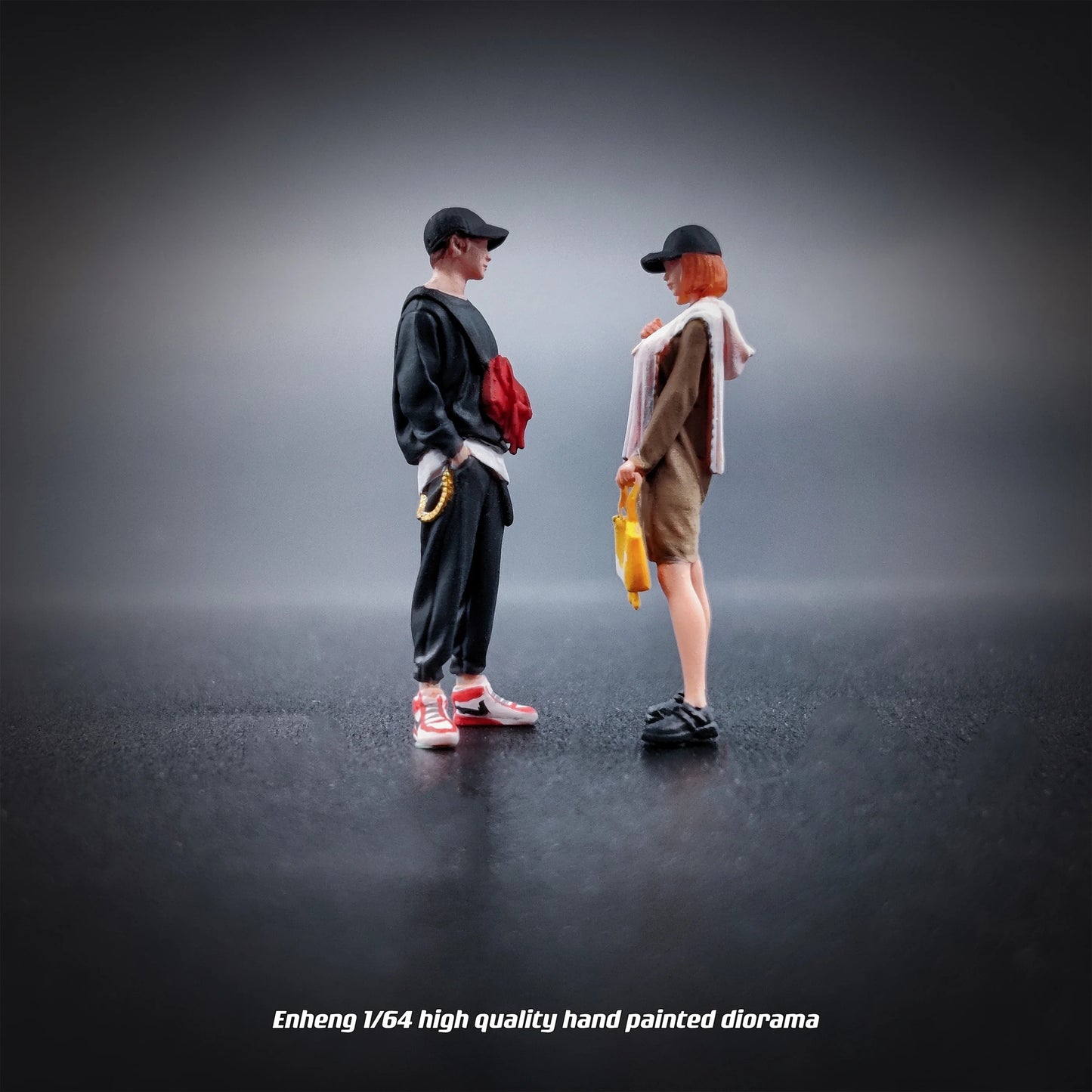 Enheng Diorama 1/64 Scale Figurines Model Shoulder Bag for Men and Handbag for Women Collection Miniature Hand-painted