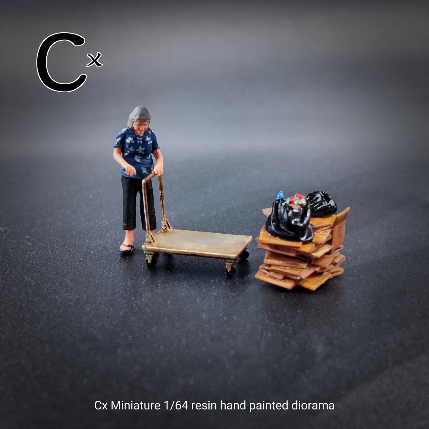 Cx Miniatures Diorama 1/64 Scale Figurines Model The Old Lady Who Collects Garbage Collection Hand-painted