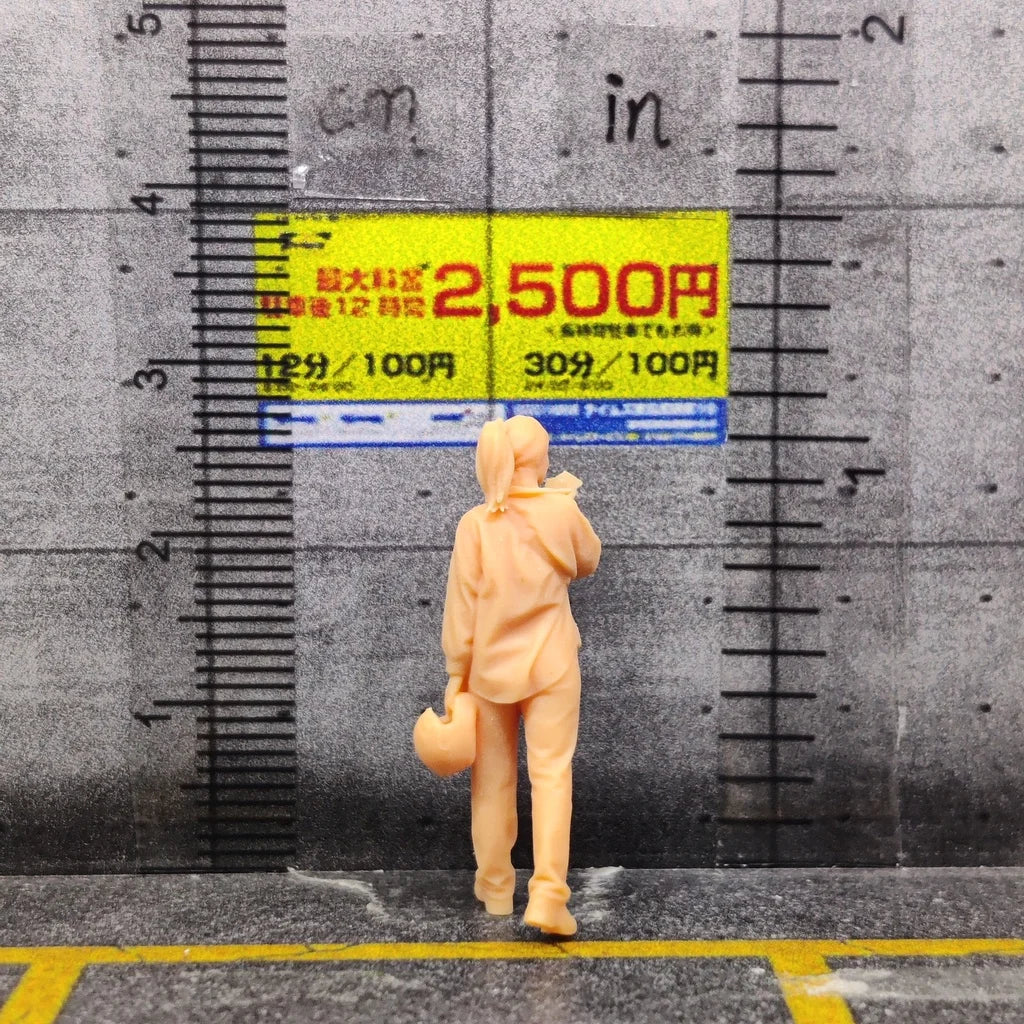 1/64 1/43 Scale Model Resin Walking and Phonetic Horsetail GirlUncolored Miniature Diorama Hand-painted S712