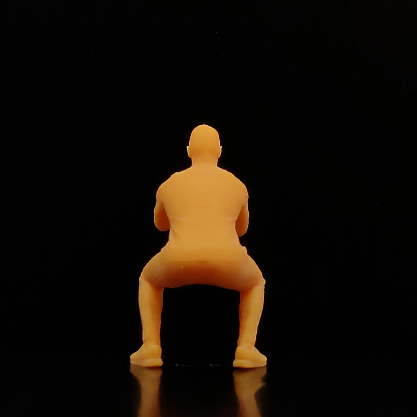 1/64 1/43 Scale Model Resin Squatting Fitness ManUncolored Miniature Diorama Hand-painted T502