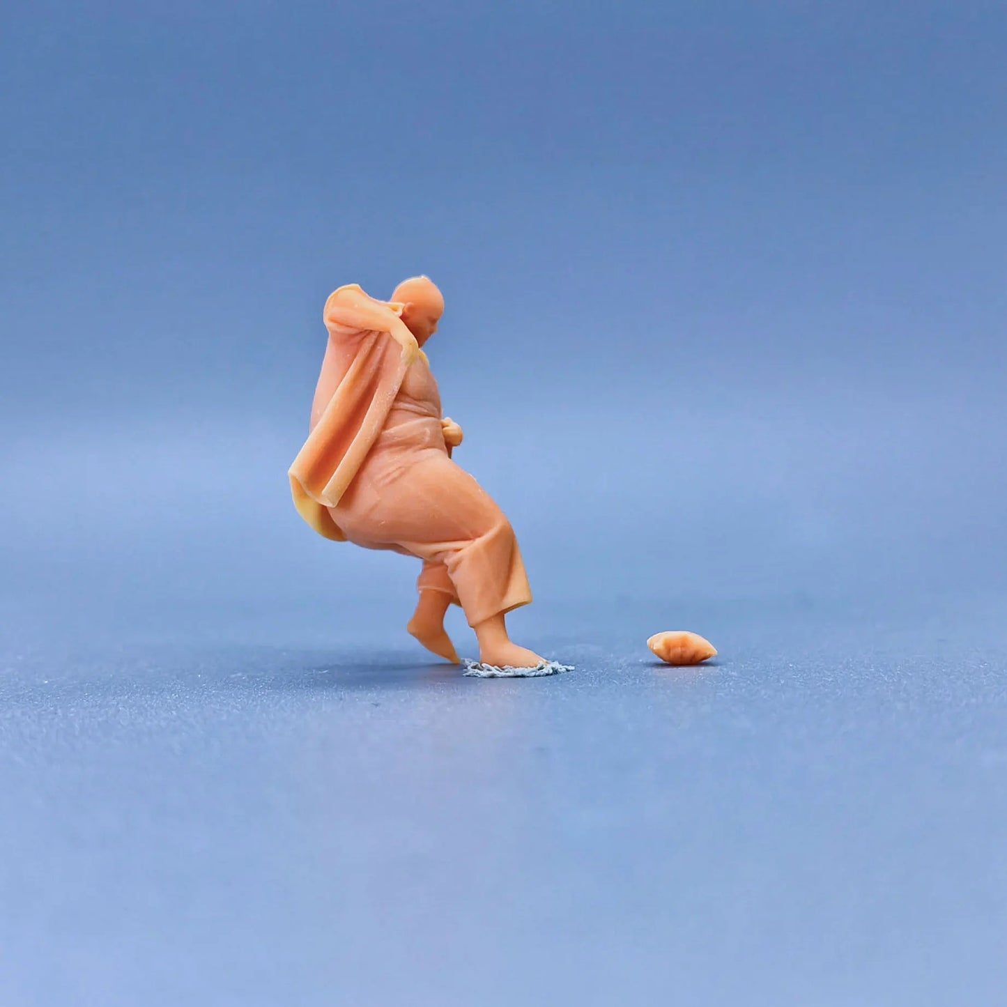 1/64 1/43 Scale Model Resin Fat Man+potato ChipsUncolored Miniature Diorama Hand-painted S701