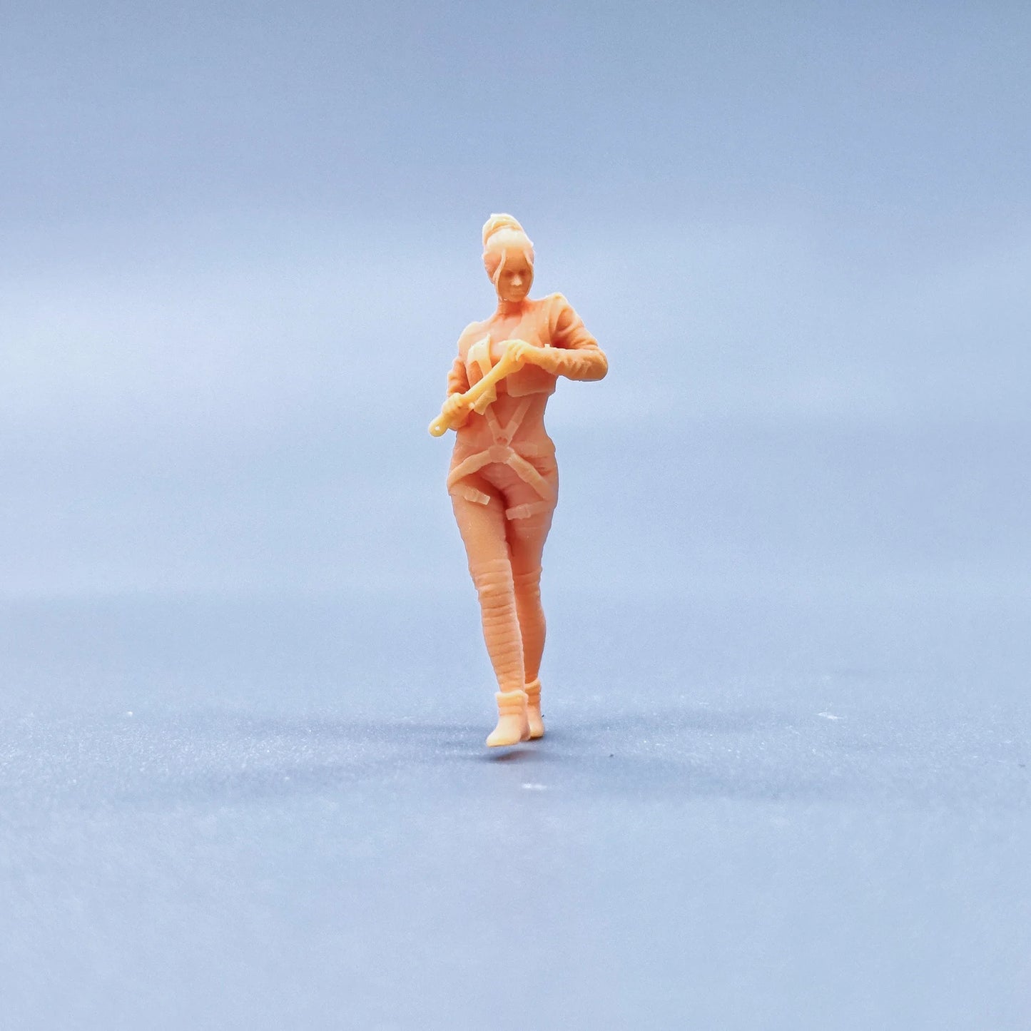 1/64 1/43 Figurines Scale Model Resin Take The Wrench and Ball Head Uncolored Miniatures Diorama Hand-painted S839